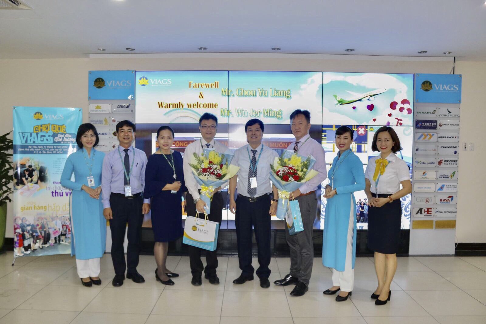 BOARD OF DIRECTORS OF VIAGS TAN SON NHAT WORKED WITH REPRESENTATIVE OF 5-STAR AIRLINE EVA AIR AT TAN SON NHAT AIRPORT